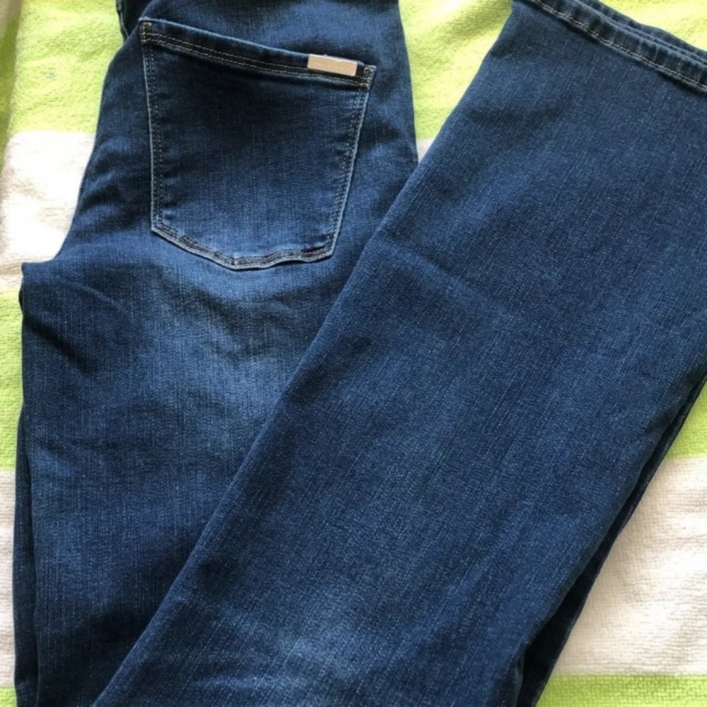 White House Black Market size 0